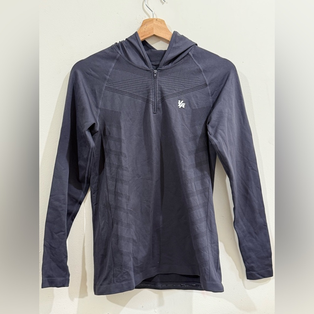 YoungLA Men's Long Sleeve Hooded Performance Shirt - Dark Navy